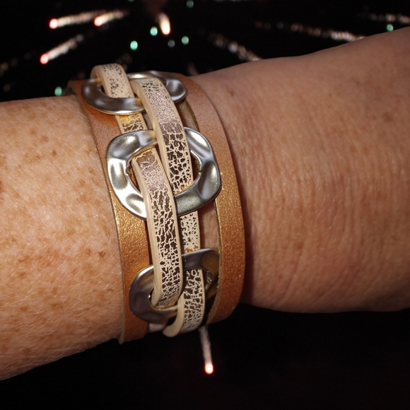 **DONATED ** - Picture 3 of 3